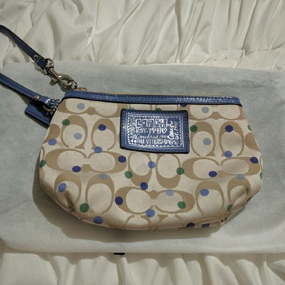 💖💖SALE💖💖  Coach Wristlet