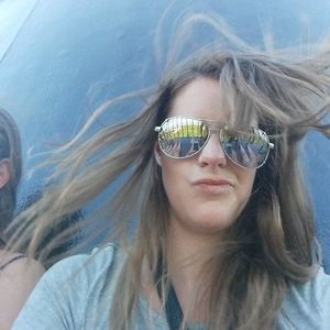 Meet your Posher, Danielle