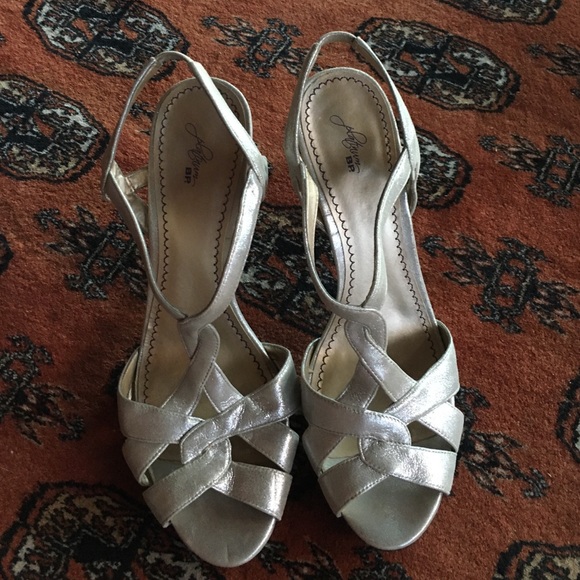 BP Platinum Silver Sandals