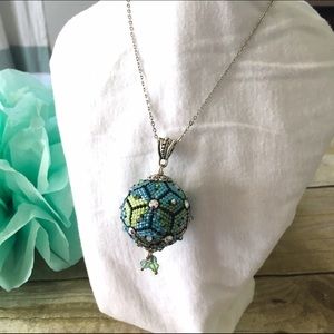 Beaded seed bead and Swarovski crystal