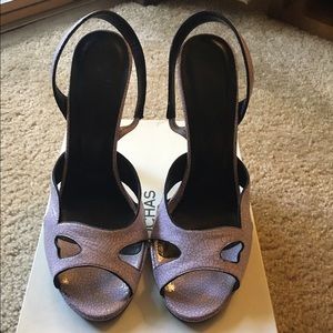 Rochas crackle effect pumps 39 .5