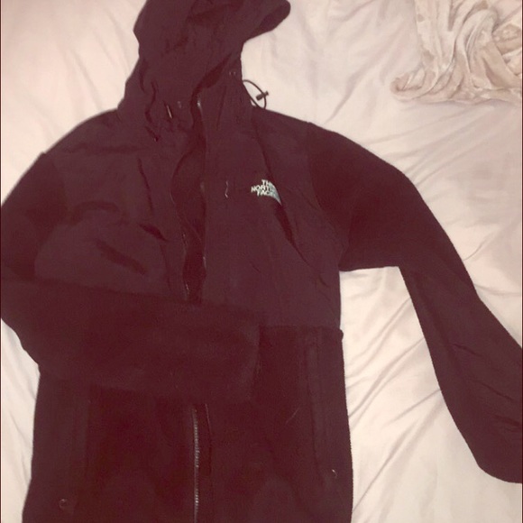 Black North Face fleece