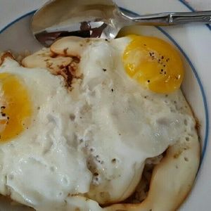 Meet your Posher, Claudia