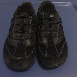 Eastland Black Shoes