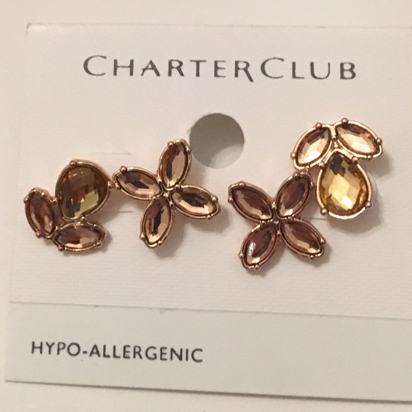 Set of 2 earrings. Brand new - Picture 2 of 4