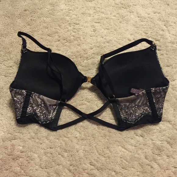 Victoria's Secret Bra - Picture 2 of 2