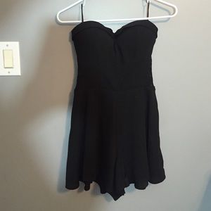 Strapless romper