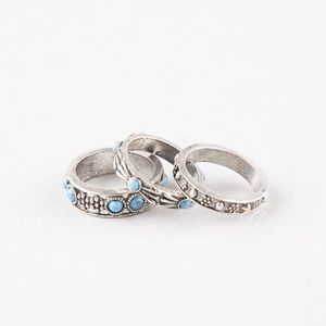 NWT Boho Etched Ring Set