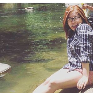 Meet your Posher, Xuan lam