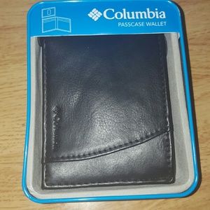 Columbia men's wallet (Brand new)
