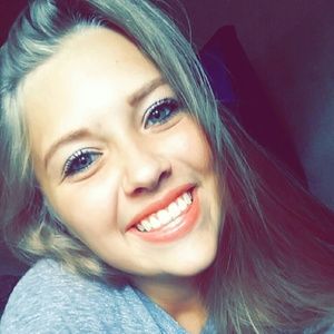 Meet your Posher, Nichole