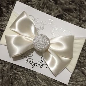 Beautiful baby/toddler headband