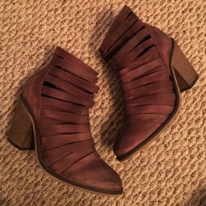 Free People 'Hybrid' Bootie in Maroon