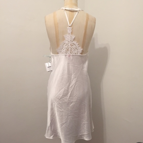 VS Lace and Satin Bridal Slip! - Picture 3 of 4