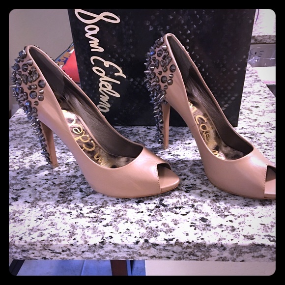 Brand new Sam Edelman heels size 9.5