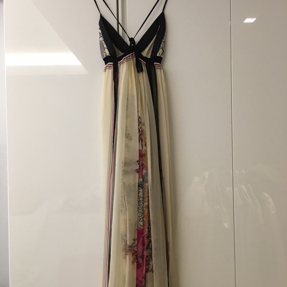 Pretty Foley + Corinna inspo floral maxi dress - Picture 4 of 4