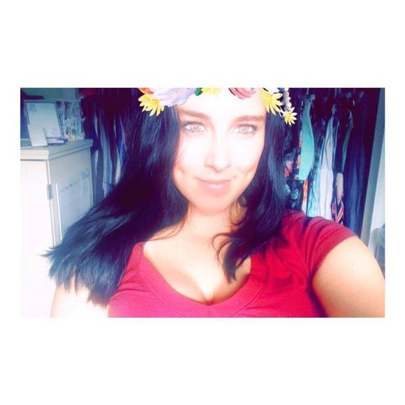 Meet your Posher, Sarah - Picture 1 of 1