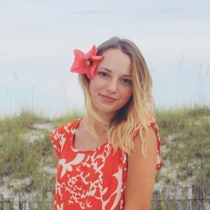 Meet your Posher, Alina