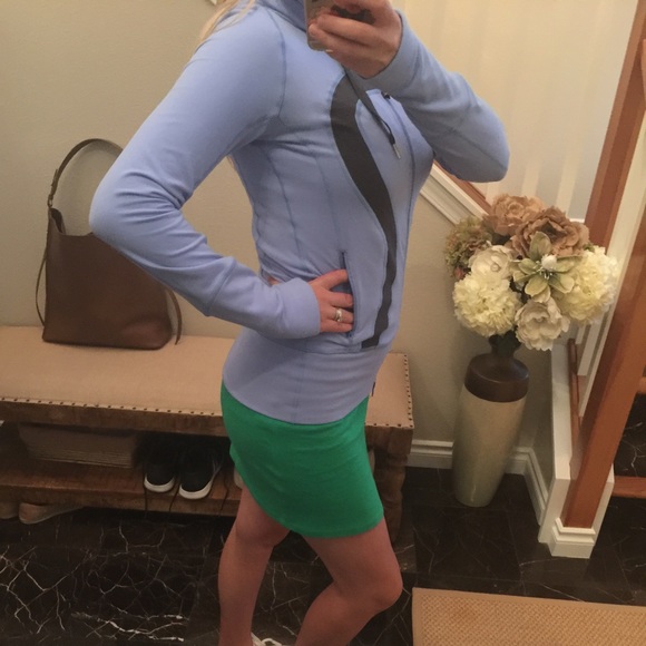 Lululemon jacket - Picture 3 of 3