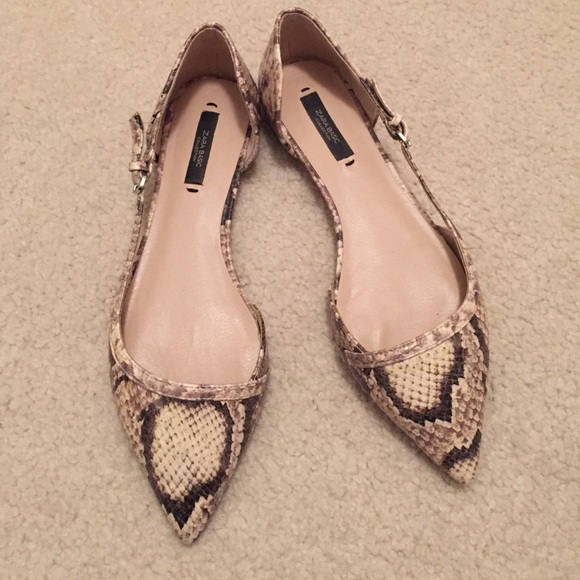 Zara Basic collection snakeskin point flats