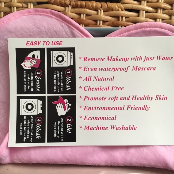 Make up remover towel👌🏼💖👌🏼Travel - Picture 4 of 4