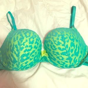 VS Push Up Bra