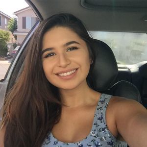 Meet your Posher, Valerie