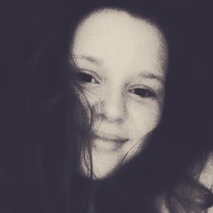 Meet your Posher, Maegan