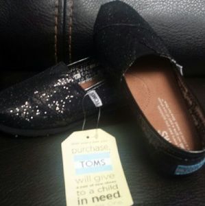 Toms girl shoes