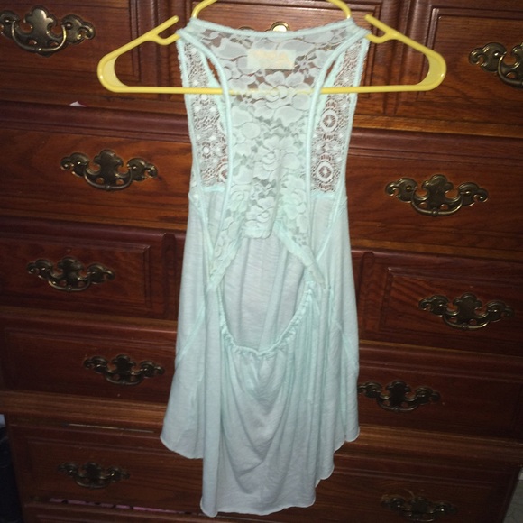 Blue Tank - Picture 2 of 3