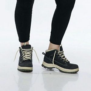 FLASH SALE! Sketchers Navy and White Work Boot