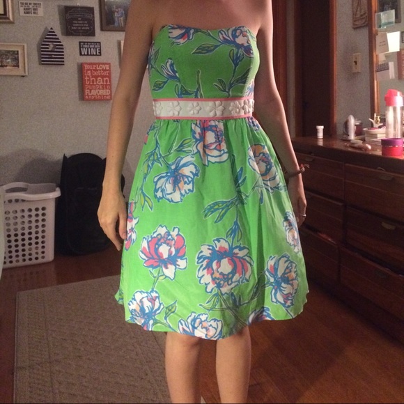 Lilly dress EUC