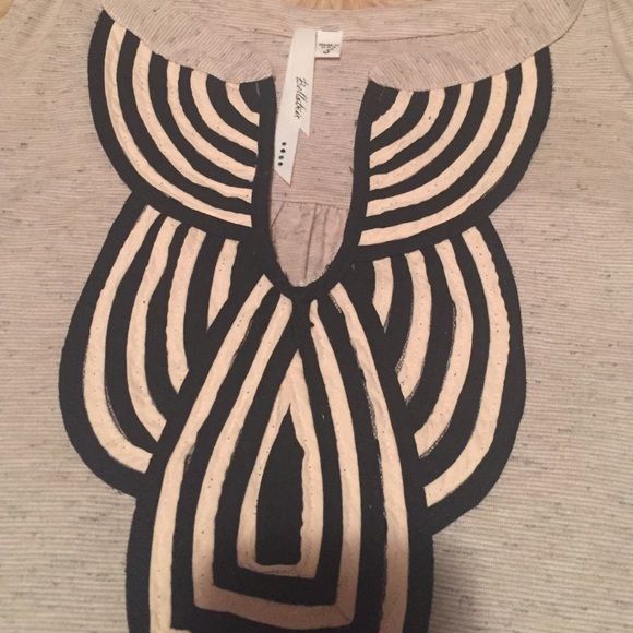 Patterned tank🌻 - Picture 3 of 3