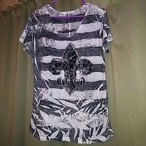 Plus Size 1x Maurice's Fluer De Lis Top