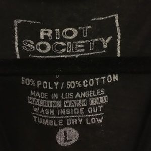 riot society Tops - Riot society black graphic tee riot society Tops - Riot society black graphic tee