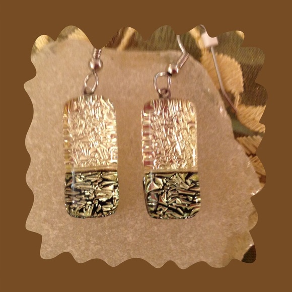 GLASS GLITTER EARRINGS NWOT - Picture 1 of 3