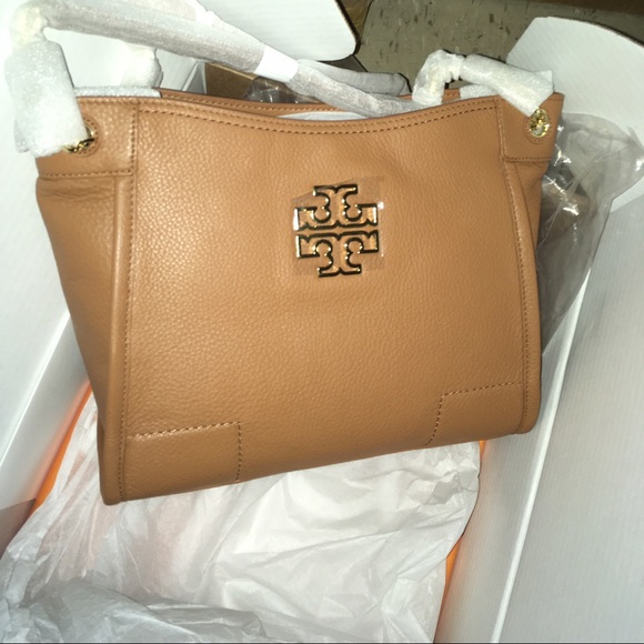 🔴SOLD🔴Britten Small Slouchy Tote - Picture 1 of 1