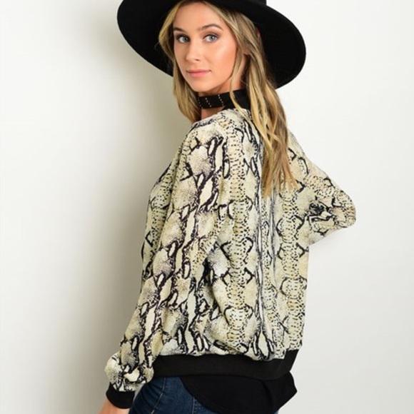 Black & Cream Snake Print Jacket - Picture 2 of 2