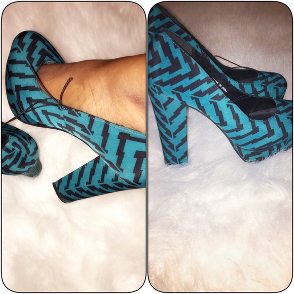 Teal and black printed heels