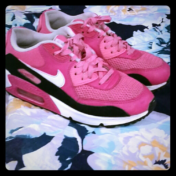 Pink Nike Shoes