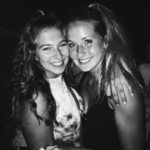 Meet your Posher, Macie