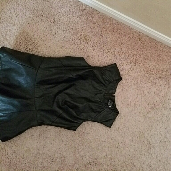 Pelum top - Picture 2 of 2