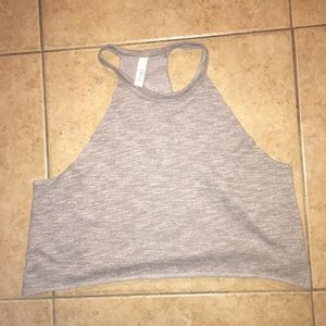 Loose muscle crop top