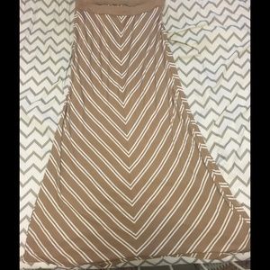 Tan and white Chevron maxi skirt