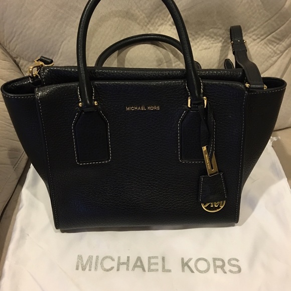 Michael Kors selby satchel in black pebble
