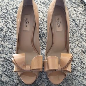 Valentino Couture Bow Platform Pump Beige Valentino Couture Bow Platform Pump Beige