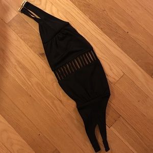 Bikini top!  Cute cut!