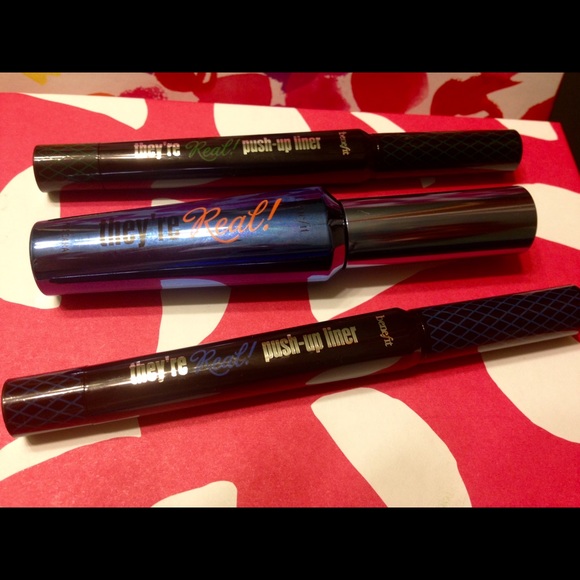 Benefit bundle - Picture 2 of 2