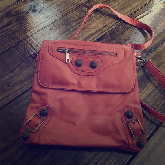 Francesca's boutique cross body