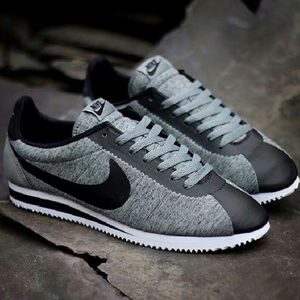 Meet your Posher, Dalia